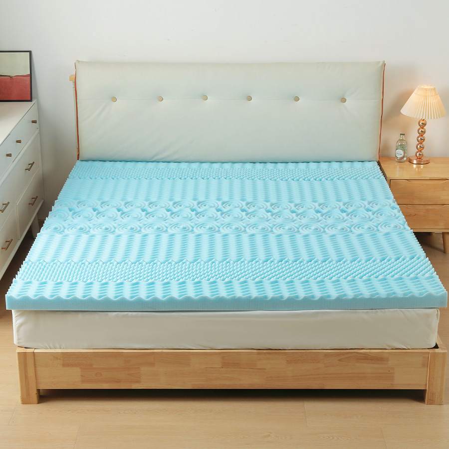 Materasso in gel memory foam goffrato